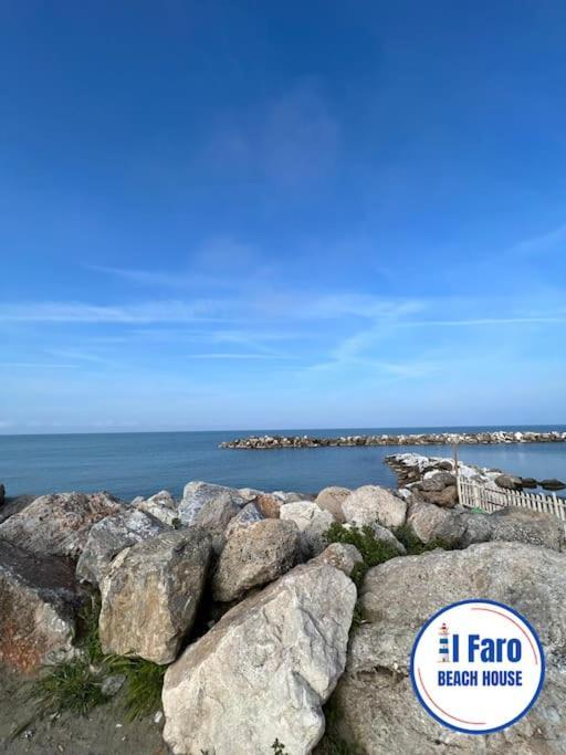 Il Faro Beach House 马里纳·迪·比萨 外观 照片