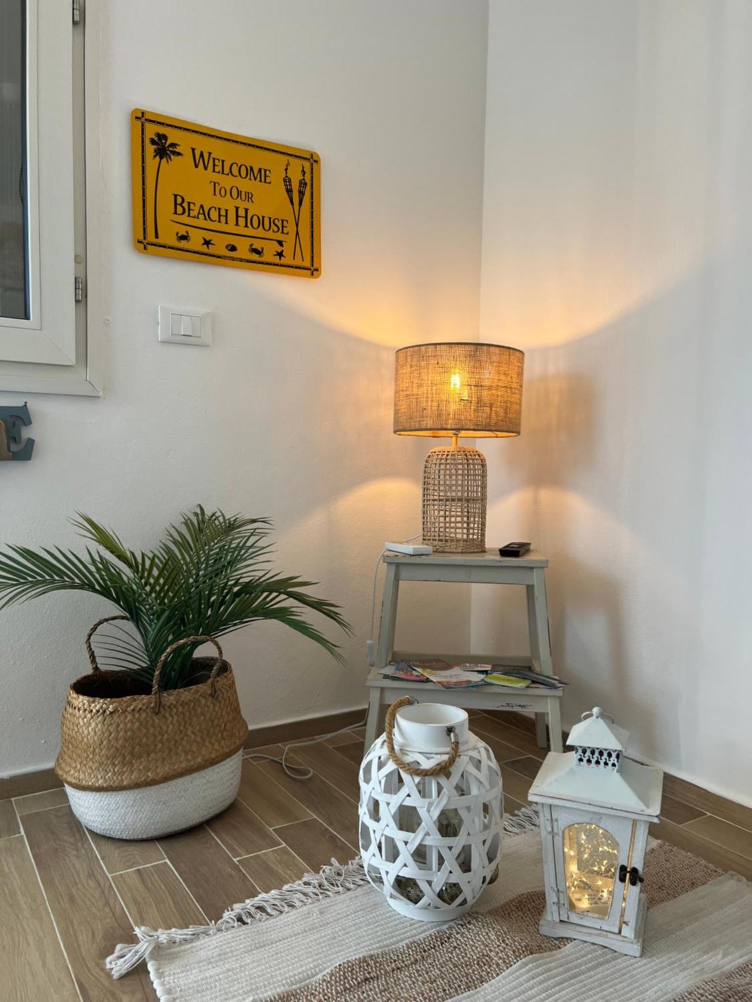Il Faro Beach House 马里纳·迪·比萨 外观 照片
