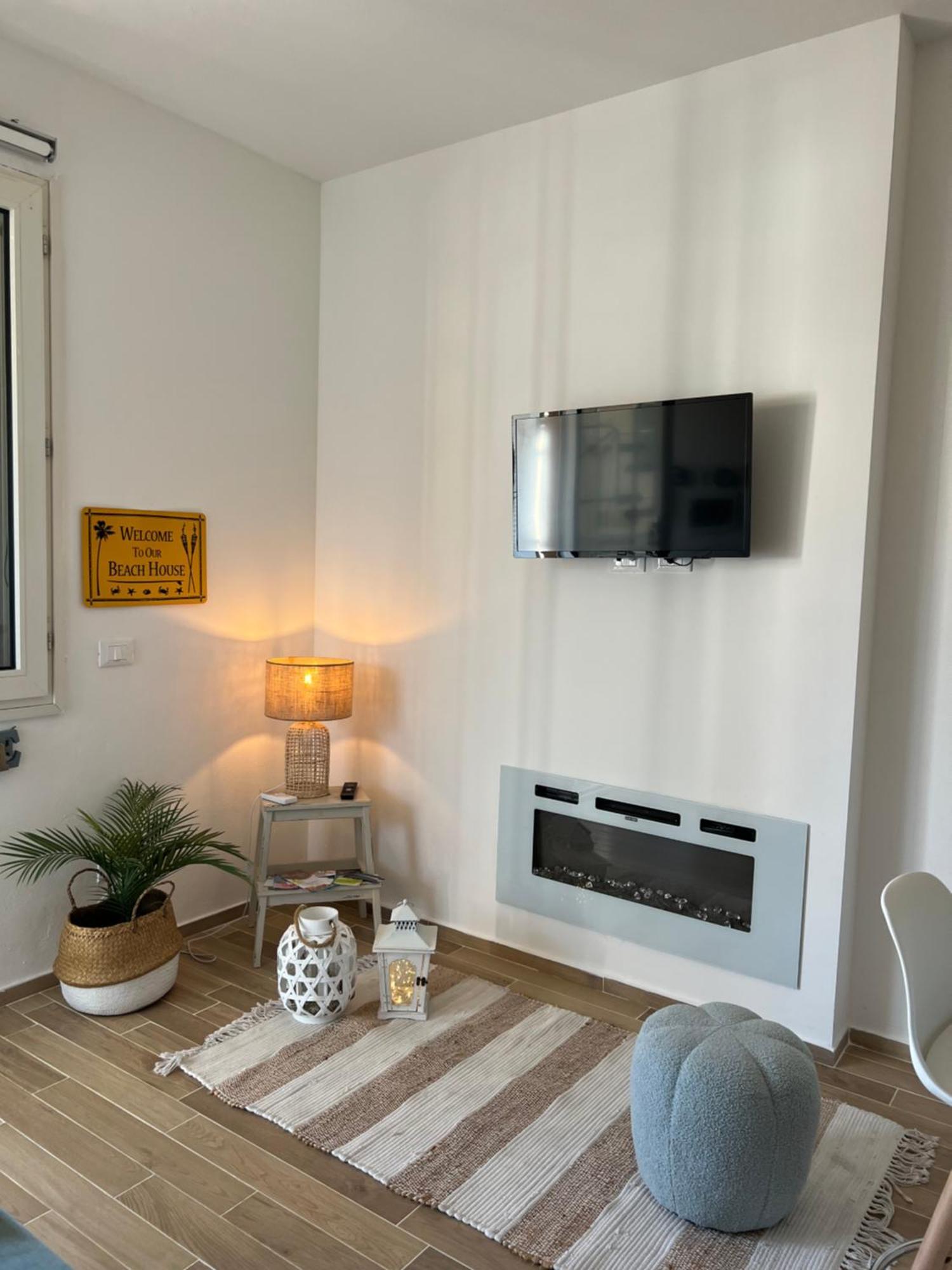 Il Faro Beach House 马里纳·迪·比萨 外观 照片